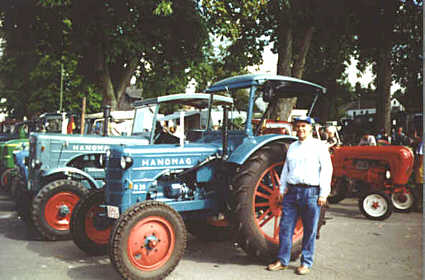 HANOMAG R 28 A einen Tag nach dem Zusammenbau auf einem Treffen